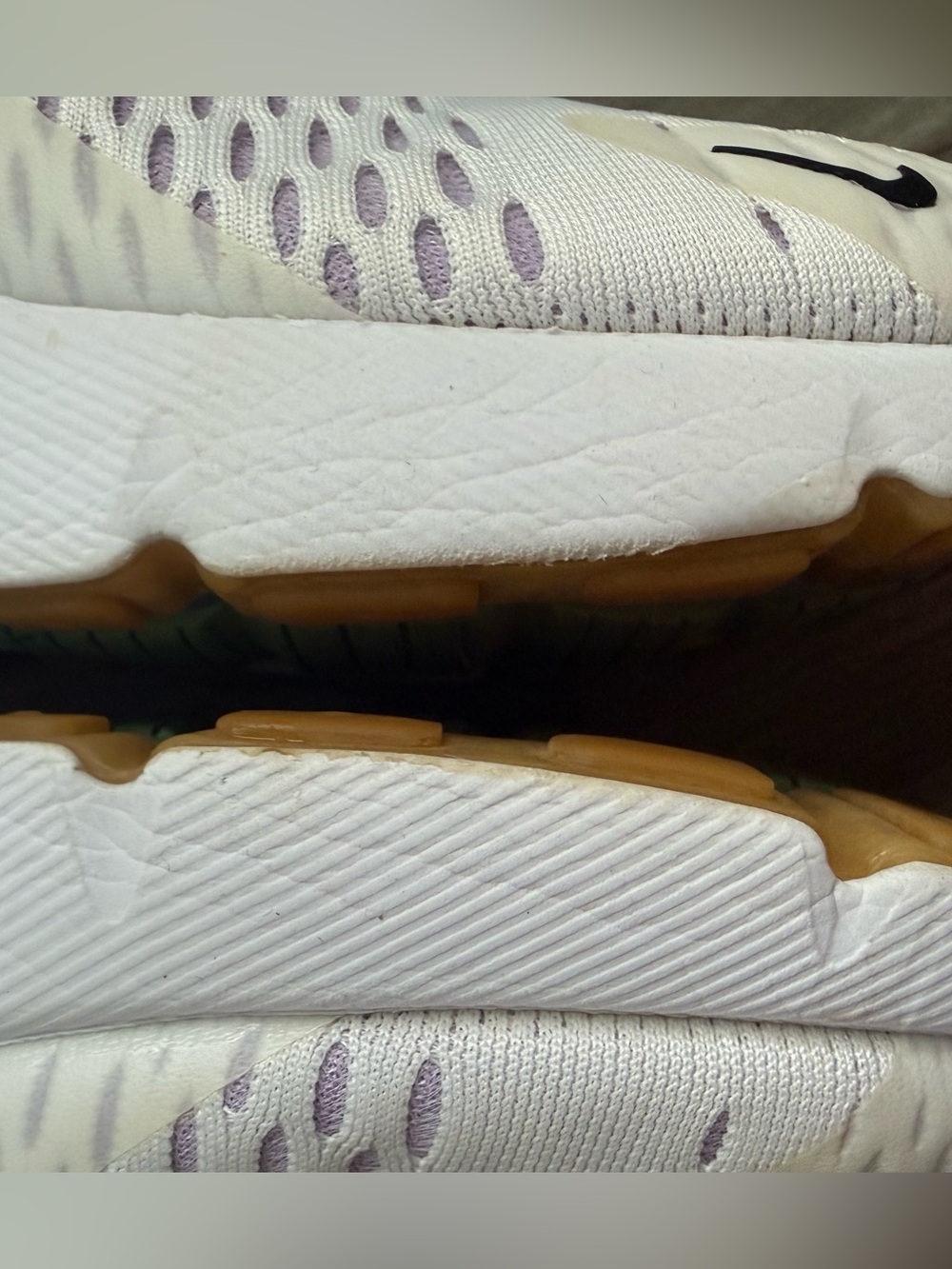 Nike Air Max 270 - Picture 5 of 10